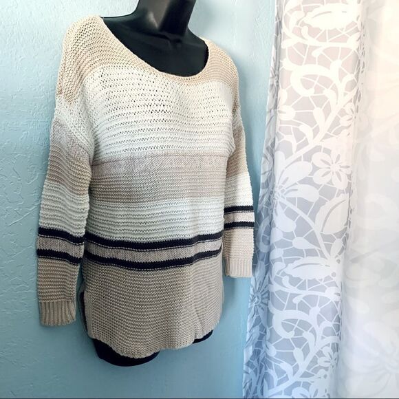 American Eagle Outfitters beige & Gray  Chunky Knit Sweater Size Small - Picture 5 of 10